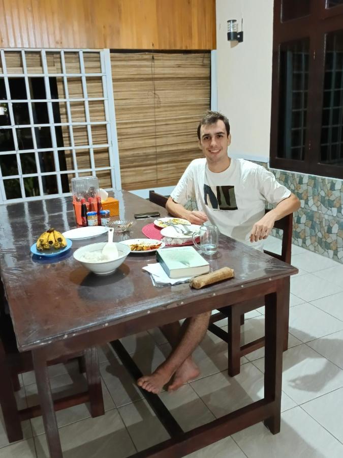El Homestay Bunaken Esterno foto