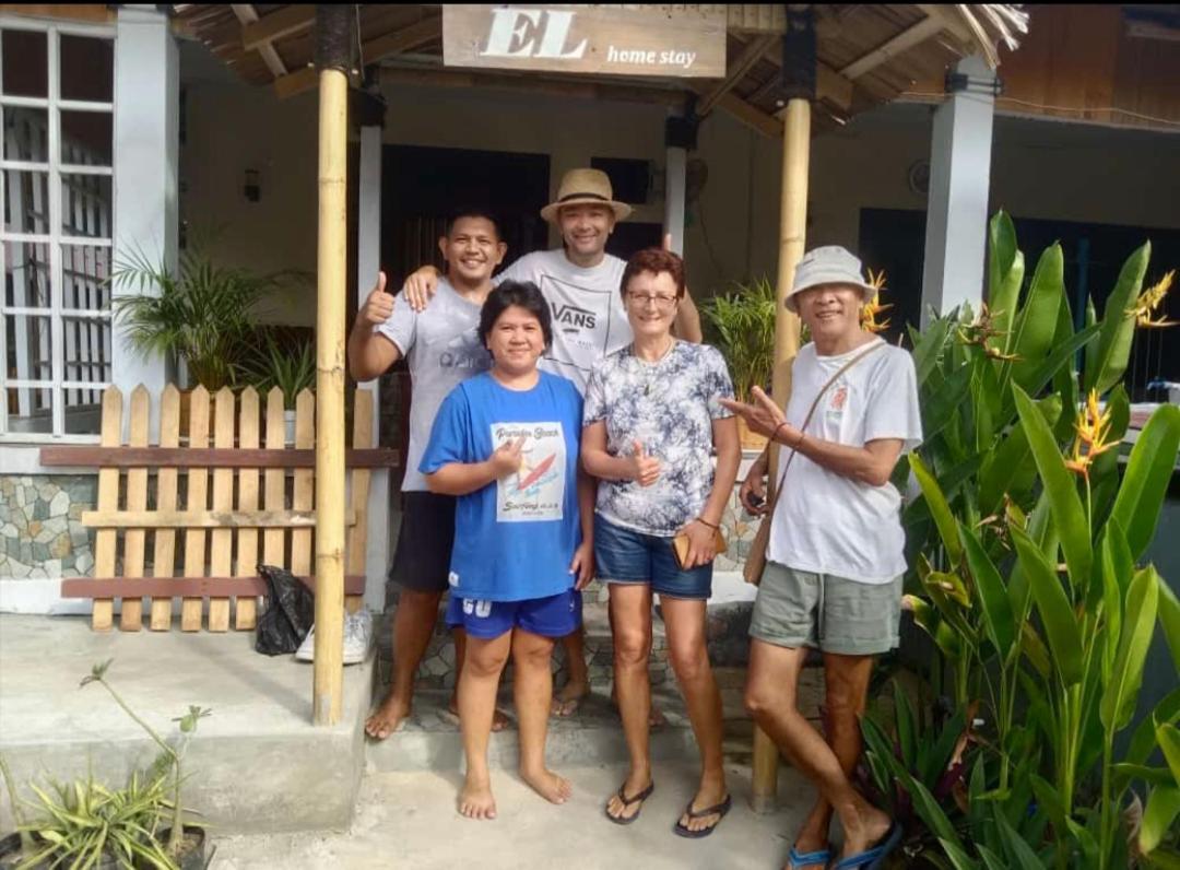 El Homestay Bunaken Esterno foto